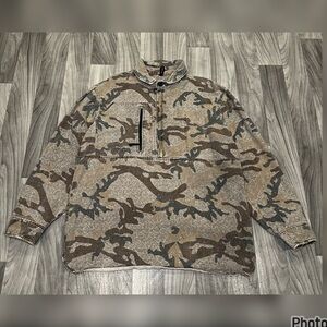 ( SOLD ) SIZE XLARGE MENS VINTAGE SLEEPING INDIAN DESIGNS QUARTER ZIP PULLOVER